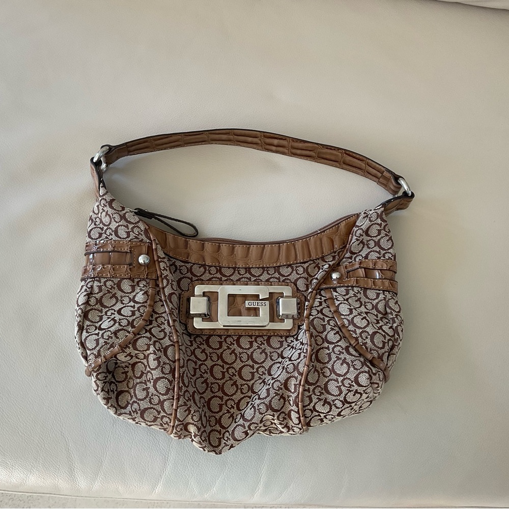 Guess ODELIA Shoulder Bag - Picture 14 of 14